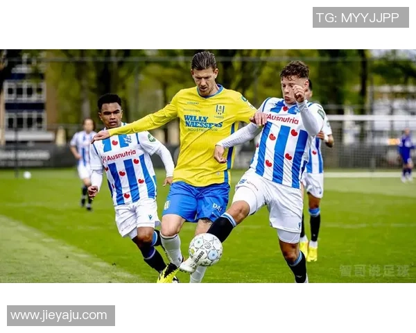 海伦芬与埃因霍温精彩对决直播全程回顾与分析