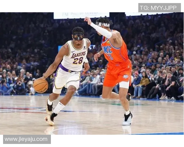 雷霆与湖人在线直播对决精彩回顾及赛后分析